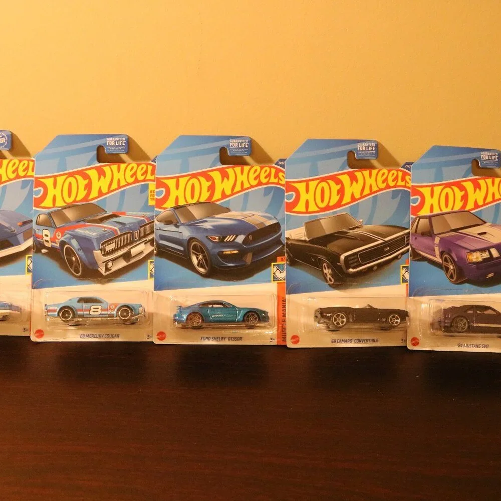 Hot Wheels Muscle Mania lot of 5 NIP